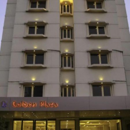 Golden Plaza Hotel Ahmedabad Buitenkant foto